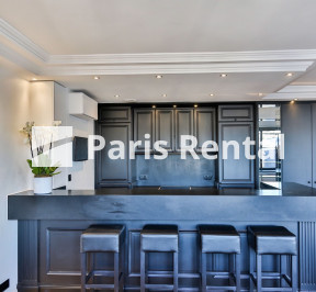 Kitchen - 
    16th district
  Victor Hugo, Paris 75016
