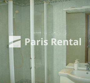 Salle de douches - 
    15ème arrondissement
  Paris 75015
