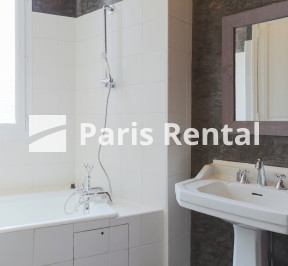 Salle de bains - 
    15ème arrondissement
  Pasteur - Vaugirard, Paris 75015
