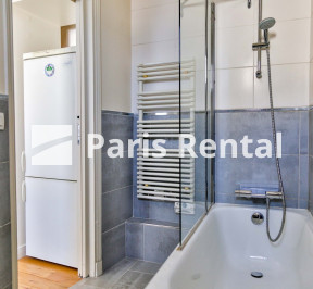 Salle de bains - 
    NEUILLY SUR SEINE
  Neuilly-sur-Seine, NEUILLY SUR SEINE 92200
