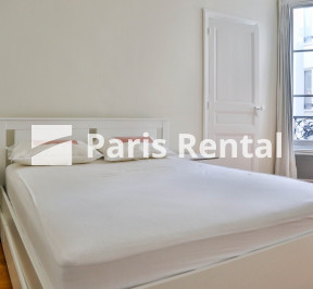 Chambre 1 - 
    16ème arrondissement
  Passy - La Muette, Paris 75016
