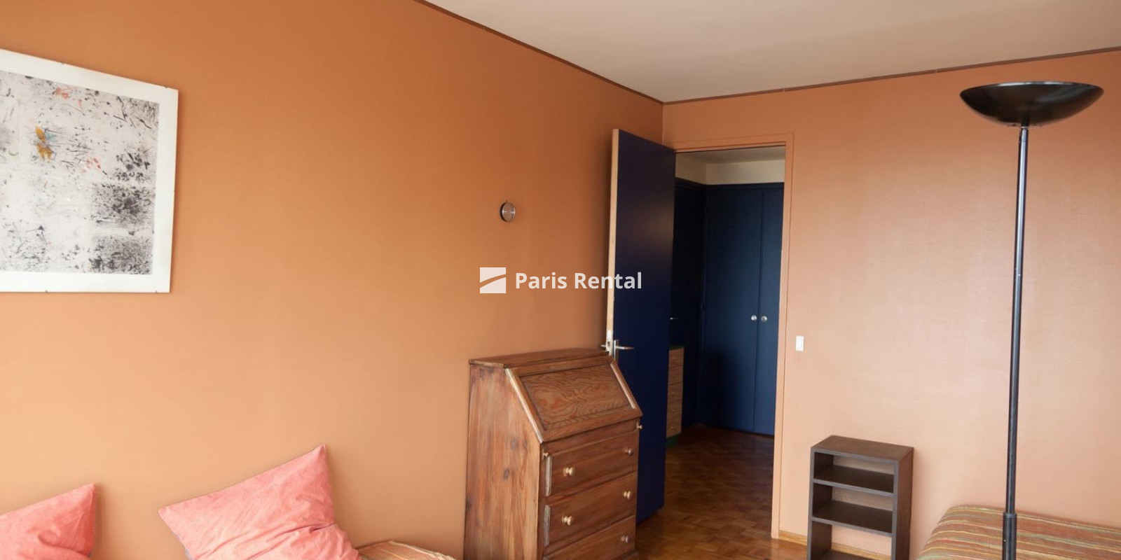 Chambre 2 - 
    14ème arrondissement
  Paris 75014
