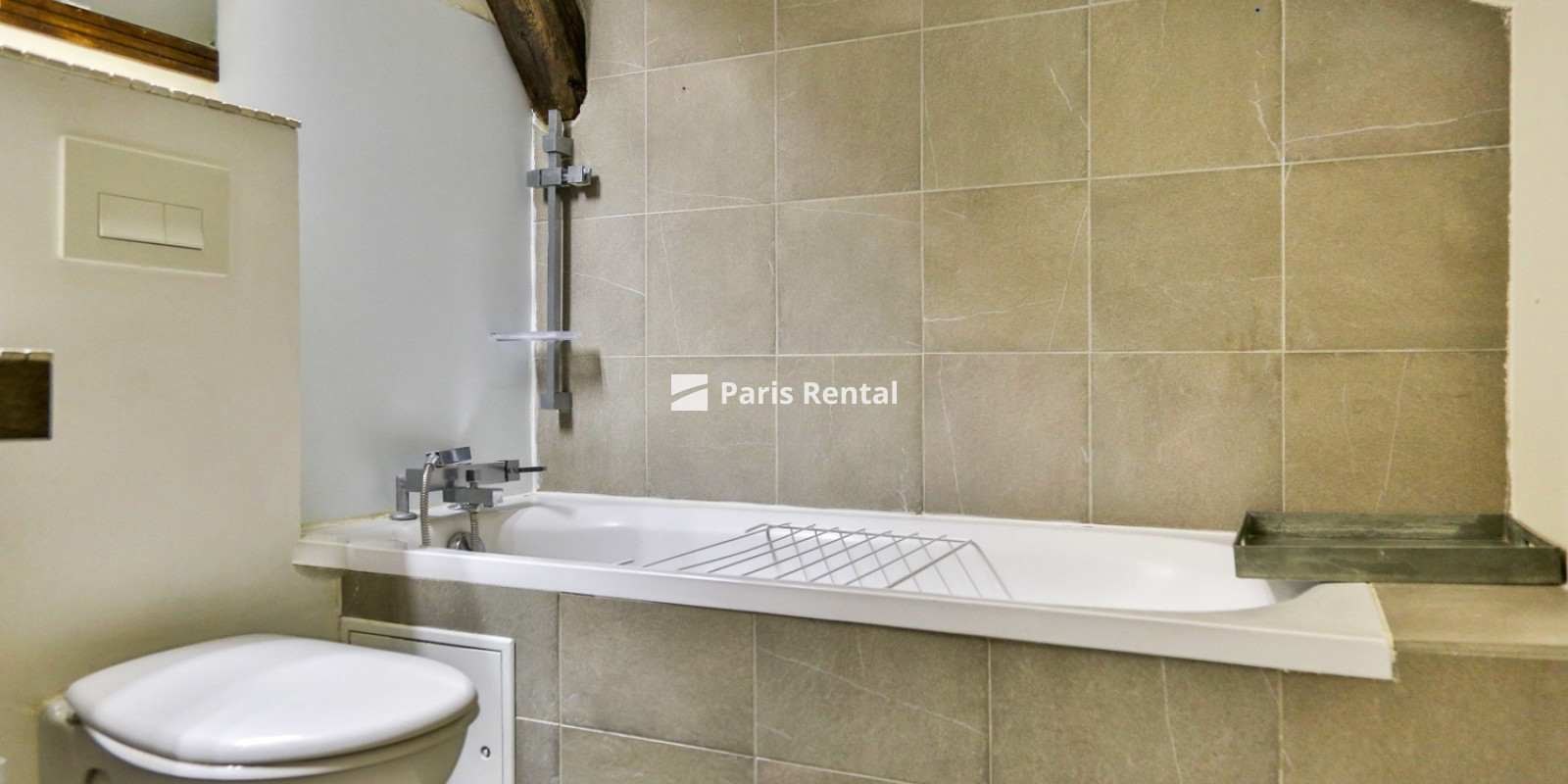 Salle de bains - 
    8ème arrondissement
  Champs-Elysées, Paris 75008
