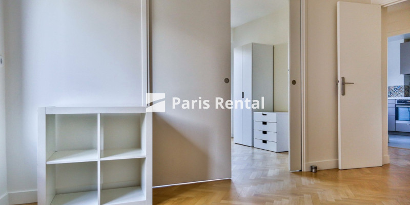 Chambre 3 - 
    16ème arrondissement
  Auteuil, Paris 75016
