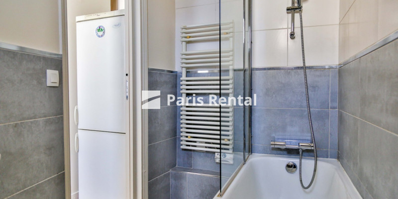 Salle de bains - 
    NEUILLY SUR SEINE
  Neuilly-sur-Seine, NEUILLY SUR SEINE 92200
