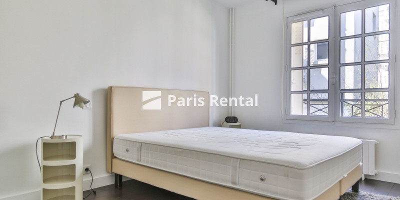 Chambre 2 - 
    9ème arrondissement
  Trinité, Paris 75009
