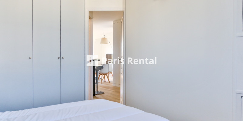 Chambre 2 - 
    Neuilly sur Seine
  Neuilly Chateau, Neuilly sur Seine 92200
