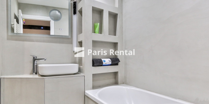 Salle de bains - 
    3ème arrondissement
  Le Marais, Paris 75003
