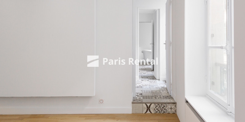 Chambre 3 - 
    16ème arrondissement
  Etoile, Paris 75016
