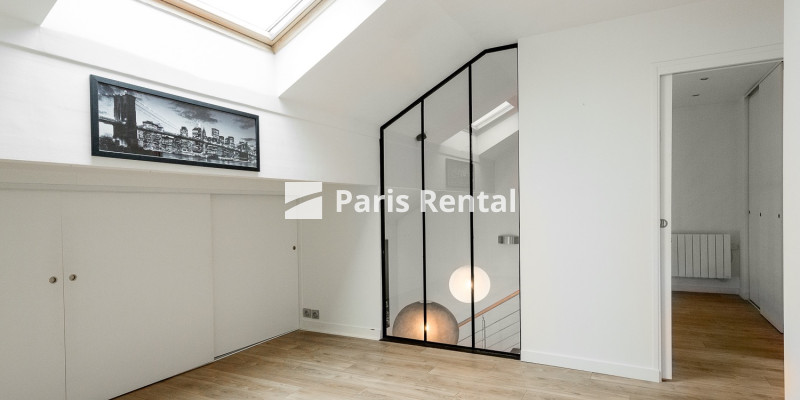  - 
    COLOMBES
  COLOMBES 92700
