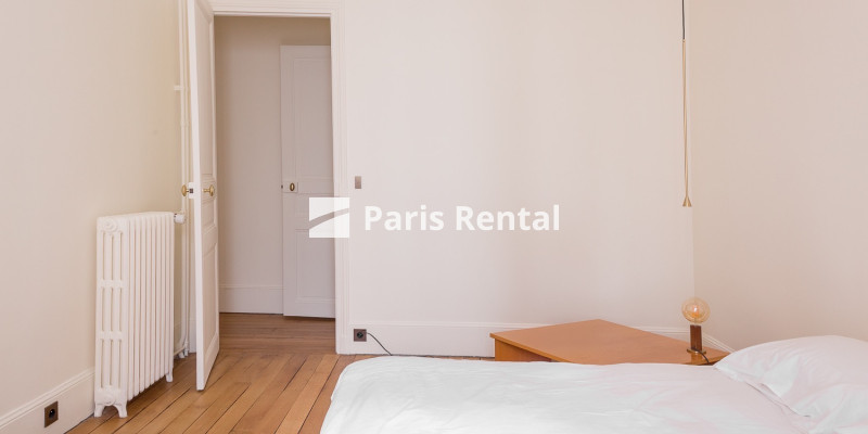  - 
    17ème arrondissement
  Péreire, Paris 75017
