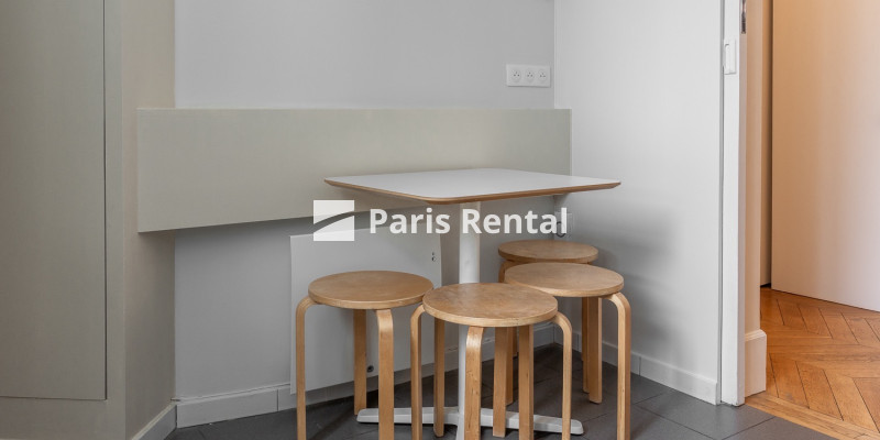  - 
    17ème arrondissement
  Etoile, Paris 75017
