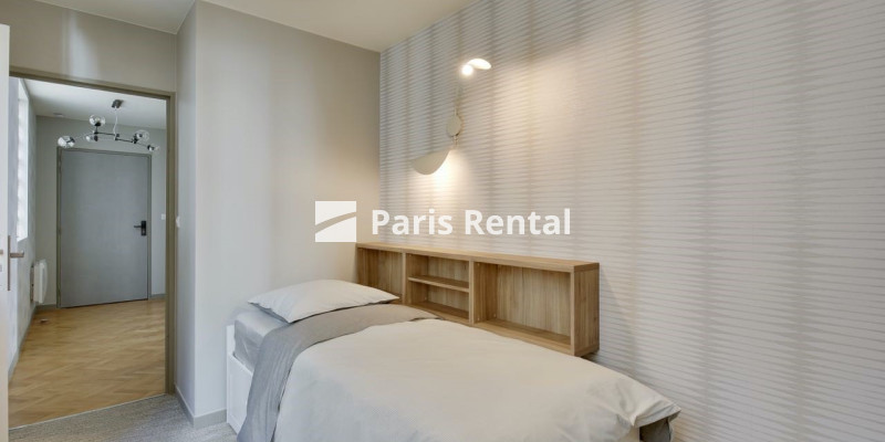  - 
    17ème arrondissement
  Péreire, Paris 75017
