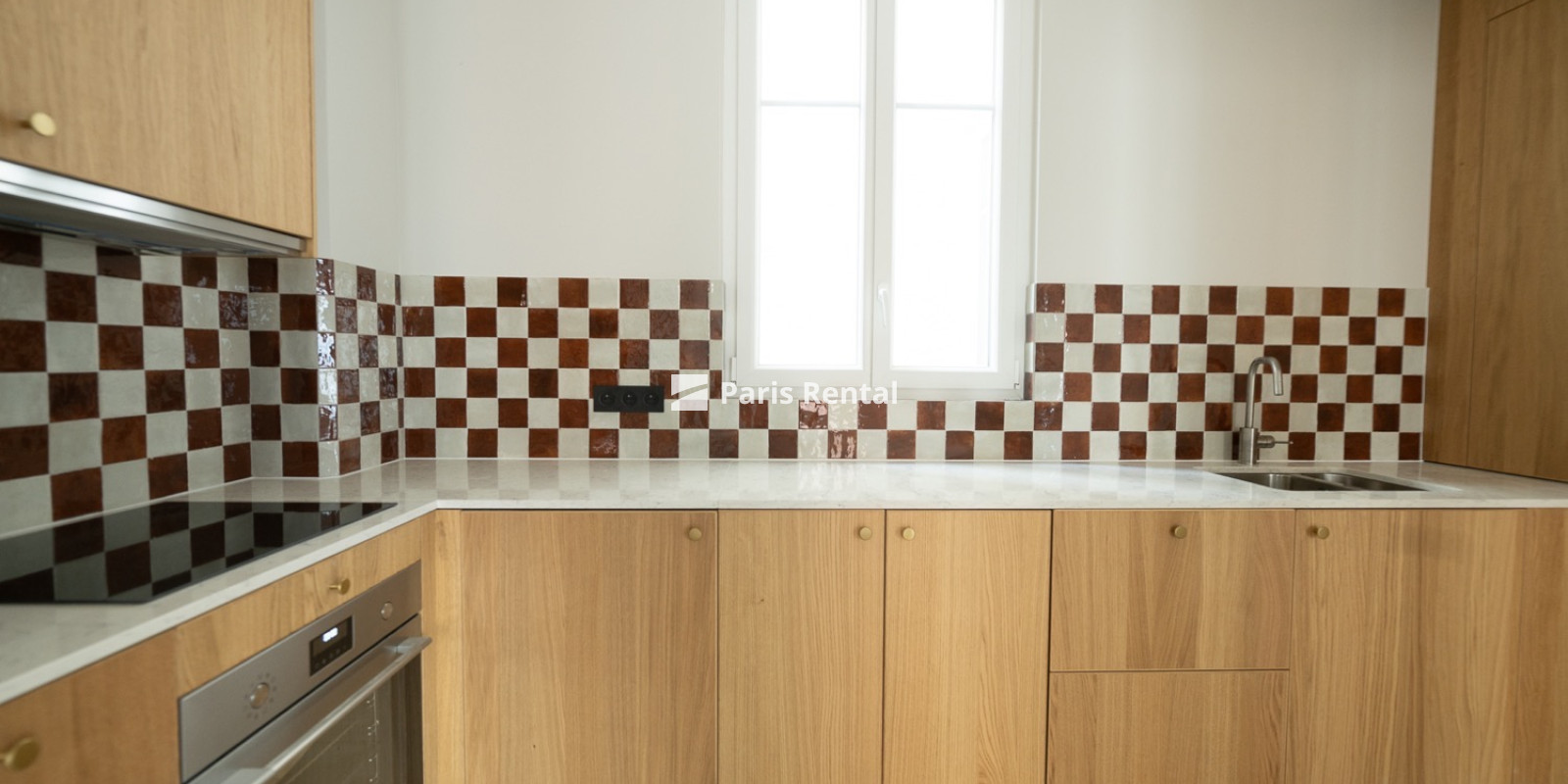  - 
    16ème arrondissement
  Trocadéro, Paris 75016
