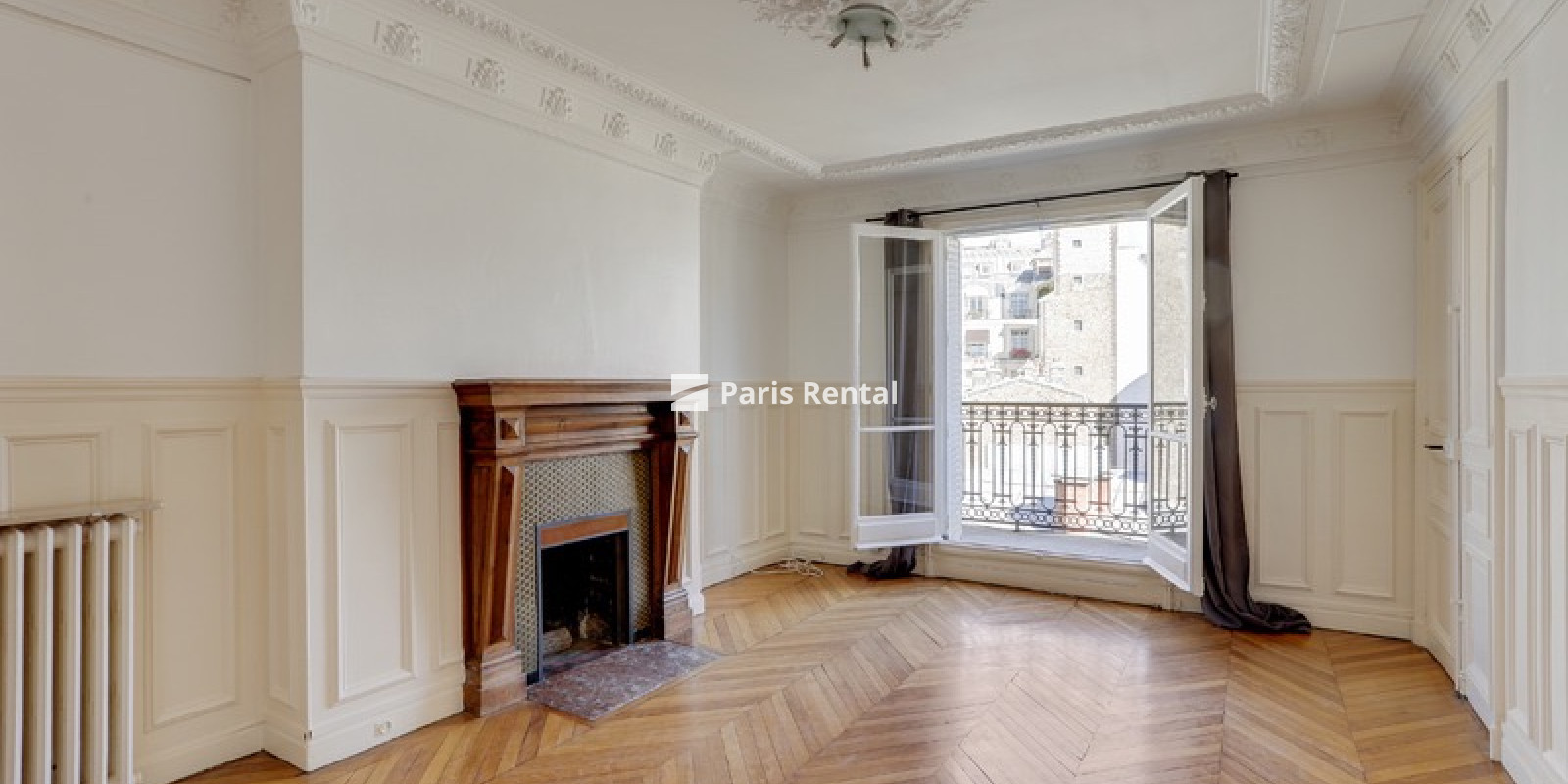  - 
    16ème arrondissement
  Alma, Paris 75016
