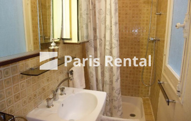 Salle de douches - 
    12ème arrondissement
  Paris 75012
