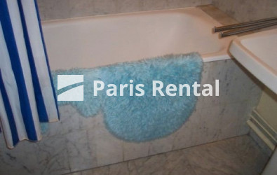 Salle de bains - 
    Neuilly-sur-Seine
  Neuilly-sur-Seine 92200
