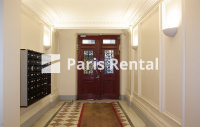 Hall d'entrée - 
    8ème arrondissement
  Champs-Elysées / Etoile / Victor Hugo, Paris 75008
