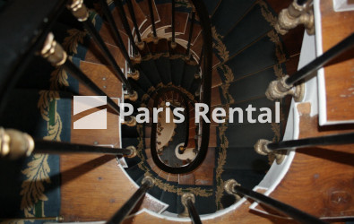 Escalier - 
    7ème arrondissement
  Paris 75007
