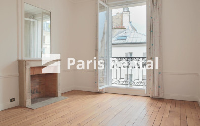 Chambre 2 - 
    16ème arrondissement
  Passy - La Muette, Paris 75016
