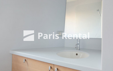 Salle de bains - 
    13ème arrondissement
  Paris 75013
