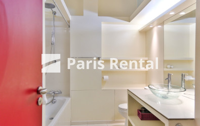 Salle de bains - 
    2ème arrondissement
  Montorgueil, Paris 75002
