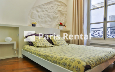 Chambre 1 - 
    2ème arrondissement
  Montorgueil, Paris 75002
