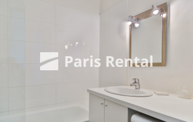 Salle de bains - 
    4ème arrondissement
  Le Marais, Paris 75004
