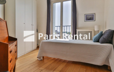 Chambre 1 - 
    NEUILLY SUR SEINE
  Neuilly-sur-Seine, NEUILLY SUR SEINE 92200
