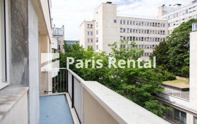 Balcon - 
    NEUILLY SUR SEINE
  Neuilly Centre, NEUILLY SUR SEINE 92200
