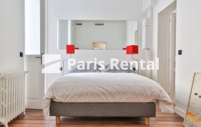 Chambre 1 - 
    8ème arrondissement
  Saint Lazare, Paris 75008
