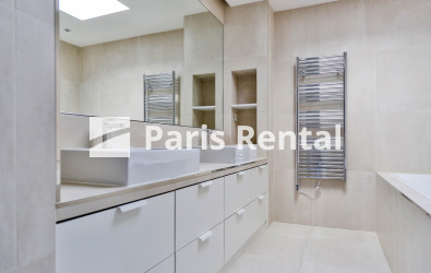 Salle de bains 1 - 
    15ème arrondissement
  Pasteur - Vaugirard, Paris 75015
