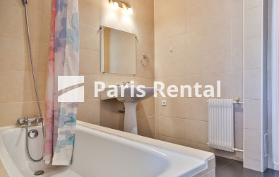 Salle de bains - 
    12ème arrondissement
  Nation, Paris 75012
