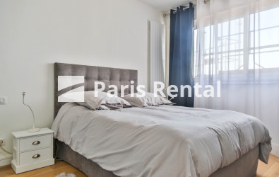 Chambre 1 - 
    COURBEVOIE
  Courbevoie, COURBEVOIE 92400
