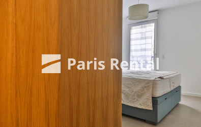 Chambre 1 - 
    ISSY LES MOULINEAUX
  Issy-les-Moulineaux, ISSY LES MOULINEAUX 92130
