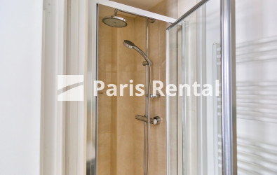 Salle de douches 1 - 
    17ème arrondissement
  Péreire, Paris 75017
