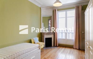 Chambre 2 - 
    14ème arrondissement
  Denfert-Rochereau, Paris 75014
