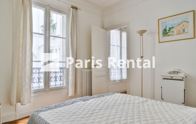 Chambre 2 - 
    17ème arrondissement
  Etoile, Paris 75017
