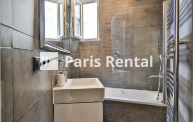 Salle de bains 1 - 
    16ème arrondissement
  Victor Hugo, Paris 75016
