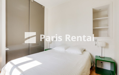 Chambre - 
    9ème arrondissement
  Trinité, Paris 75009
