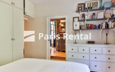 Chambre 1 - 
    18ème arrondissement
  Montmartre, Paris 75018

