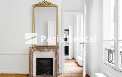 Chambre 4 - 
    16ème arrondissement
  Etoile, Paris 75016
