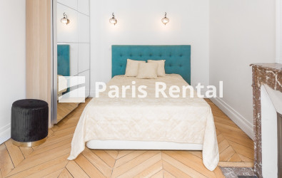 Chambre 3 - 
    16ème arrondissement
  Etoile, Paris 75016
