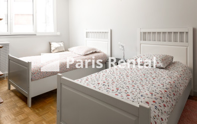 Chambre 2 - 
    8ème arrondissement
  Triangle d'Or, Paris 75008
