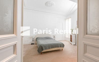Chambre 1 - 
    17ème arrondissement
  Etoile, Paris 75017

