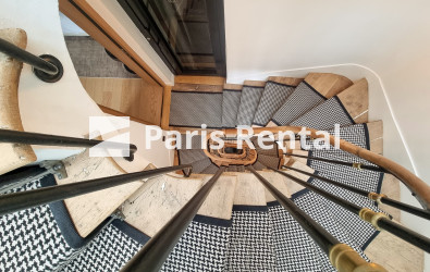Escalier - 
    7ème arrondissement
  Bac - St Germain, Paris 75007
