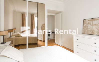  - 
    17ème arrondissement
  Péreire, Paris 75017
