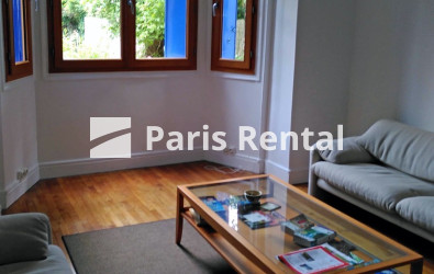  - 
    SURESNES
  SURESNES 92150
