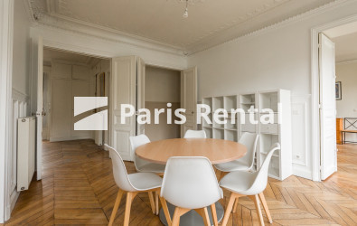  - 
    8ème arrondissement
  Saint Augustin, Paris 75008
