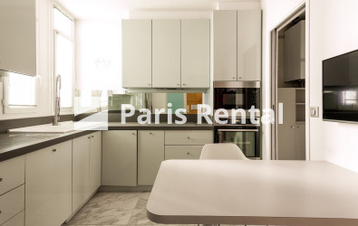  - 
    17ème arrondissement
  Etoile, Paris 75017
